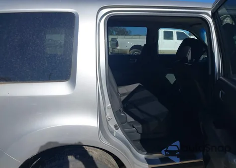 2010 Honda Pilot Lx z USA, uszkodzony, nr VIN 5FNYF3H27AB007345